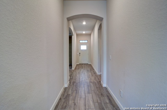 Listing photo id 5 for 317 Sika