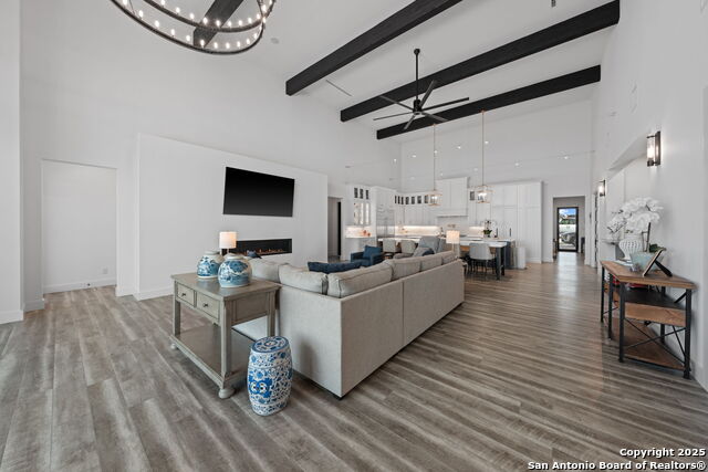 Image 12 of 51 For 120 Lost Valley Lane