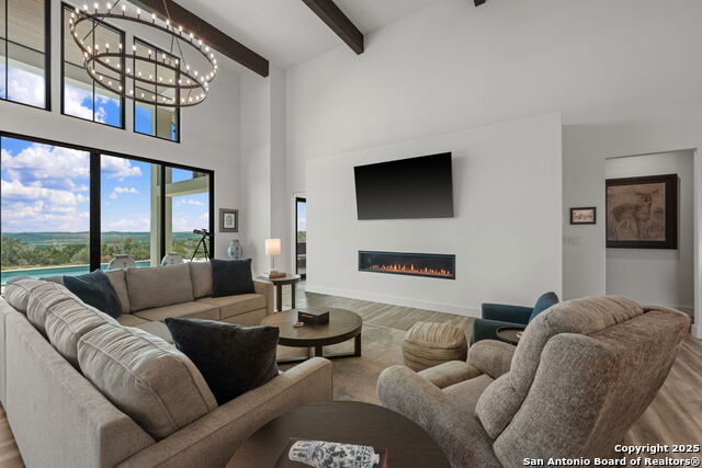 Image 15 of 51 For 120 Lost Valley Lane