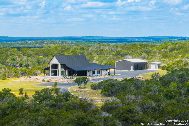 Image 2 of 51 For 120 Lost Valley Lane