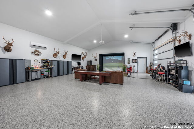 Image 34 of 51 For 120 Lost Valley Lane