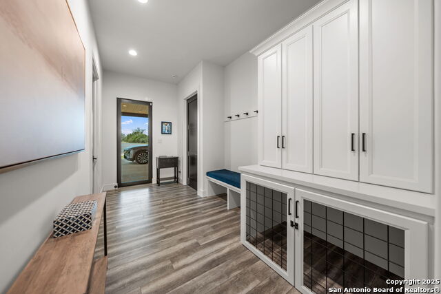 Image 37 of 51 For 120 Lost Valley Lane