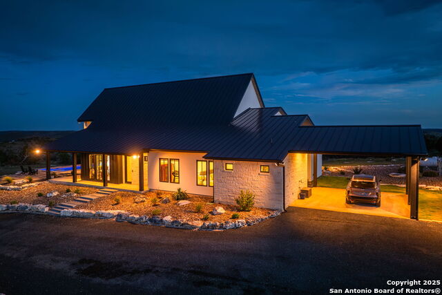 Image 38 of 51 For 120 Lost Valley Lane