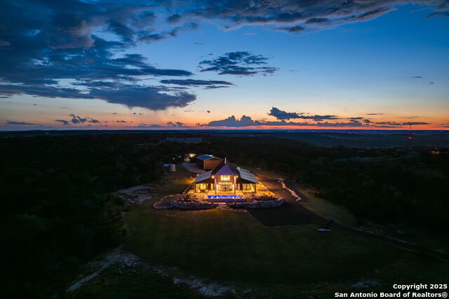 Image 40 of 51 For 120 Lost Valley Lane