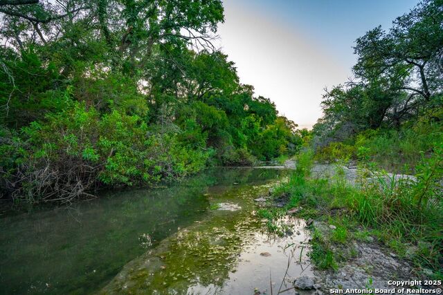 Listing photo id 9 for 1630 County Road 226