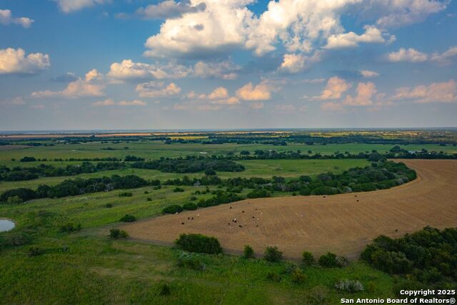 Listing photo id 16 for 1630 County Road 226