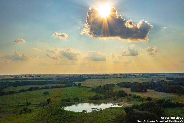 Listing photo id 17 for 1630 County Road 226