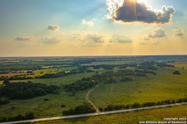 Listing photo id 18 for 1630 County Road 226