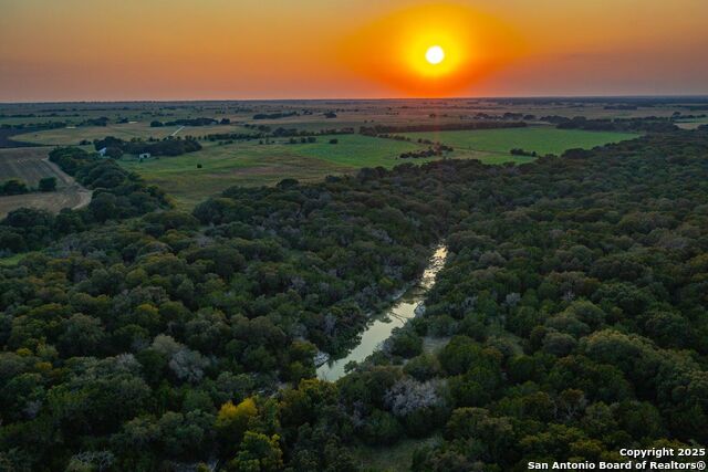 Listing photo id 21 for 1630 County Road 226