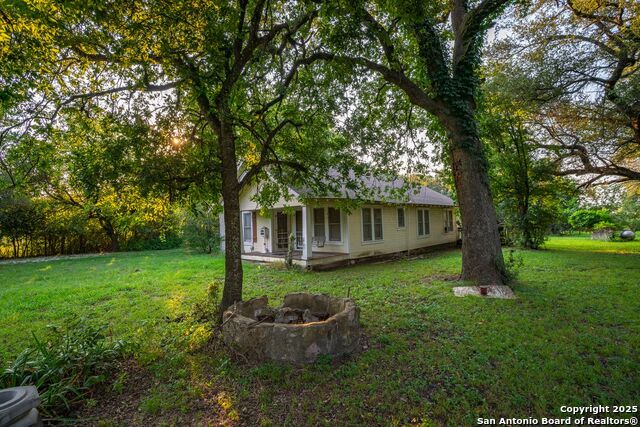 Listing photo id 3 for 1630 County Road 226