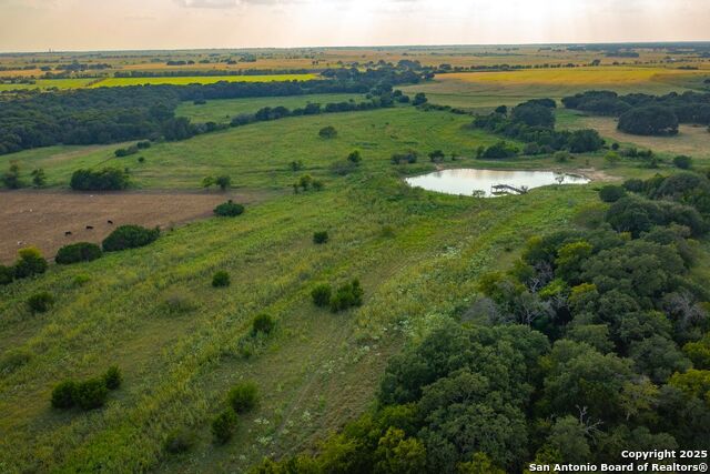 Listing photo id 7 for 1630 County Road 226