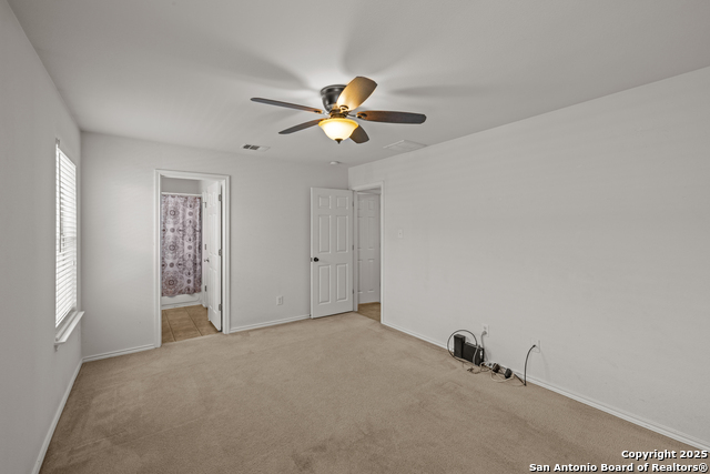 Listing photo id 9 for 6839 Cutting Creek