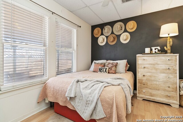 Image 20 of 27 For 859 Pine St  