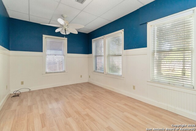 Image 23 of 27 For 859 Pine St  