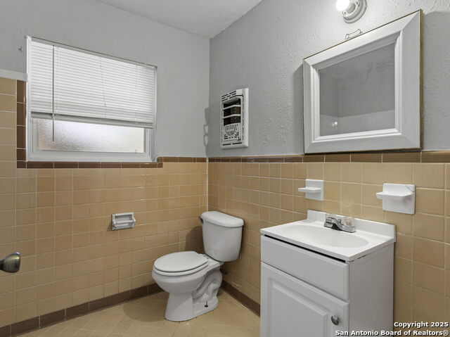 Image 10 of 16 For 614 Karen