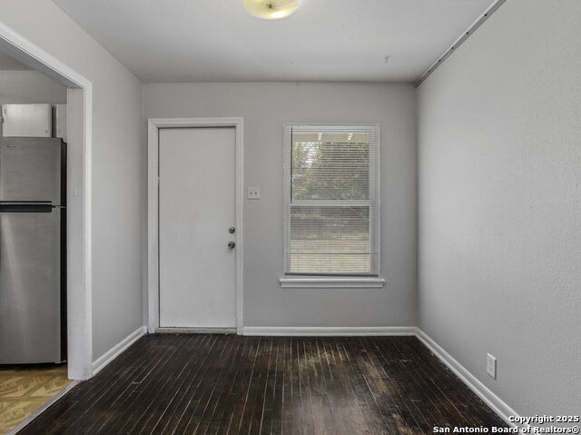 Image 6 of 16 For 614 Karen