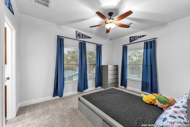 Listing photo id 40 for 15513 Hill Ln