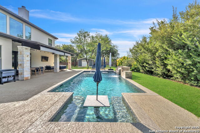Listing photo id 52 for 15513 Hill Ln