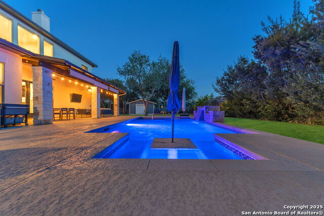 Listing photo id 65 for 15513 Hill Ln