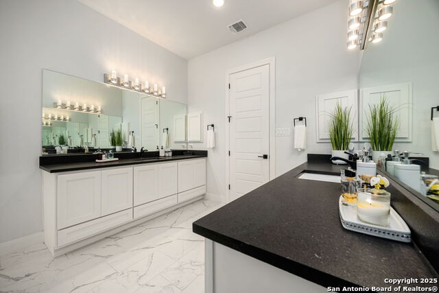 Image 31 of 54 For 1848 Private Road 2771