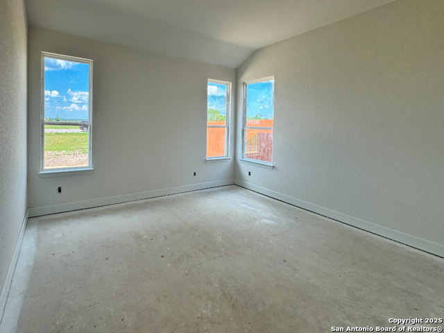 Image 15 of 43 For 178 Annette Drive