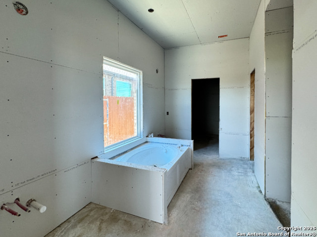 Image 17 of 43 For 178 Annette Drive