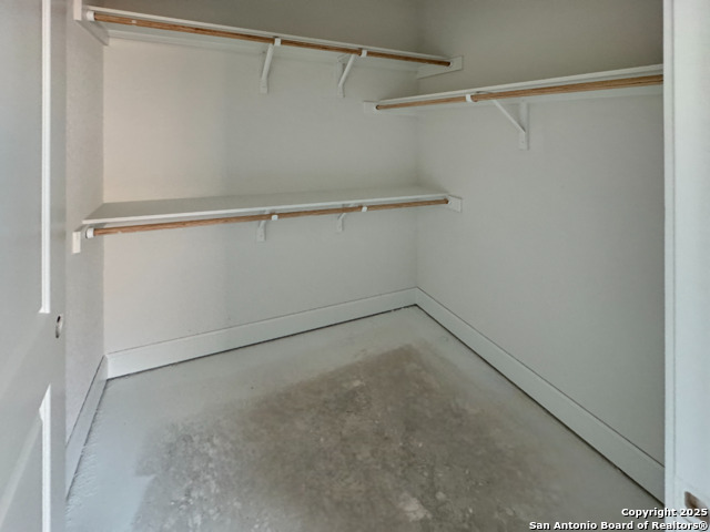 Image 20 of 43 For 178 Annette Drive