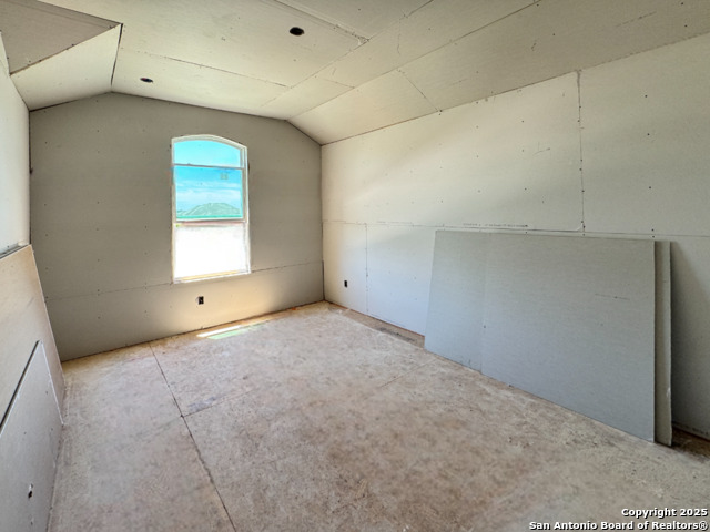 Image 29 of 43 For 178 Annette Drive