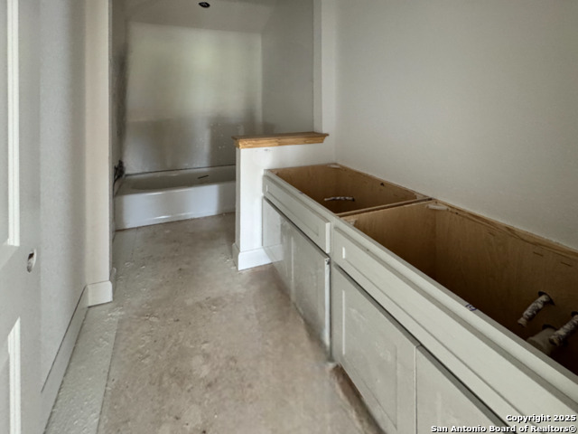 Image 33 of 43 For 178 Annette Drive