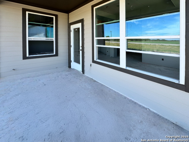 Image 35 of 43 For 178 Annette Drive