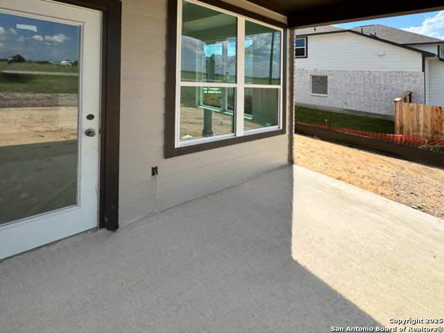 Image 36 of 43 For 178 Annette Drive