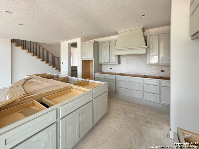 Image 8 of 43 For 178 Annette Drive