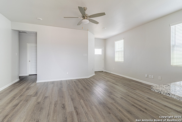 Image 13 of 28 For 3833 Ivy Path