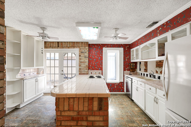 Image 15 of 34 For 4439 Greystone