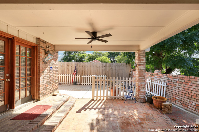 Image 30 of 34 For 4439 Greystone