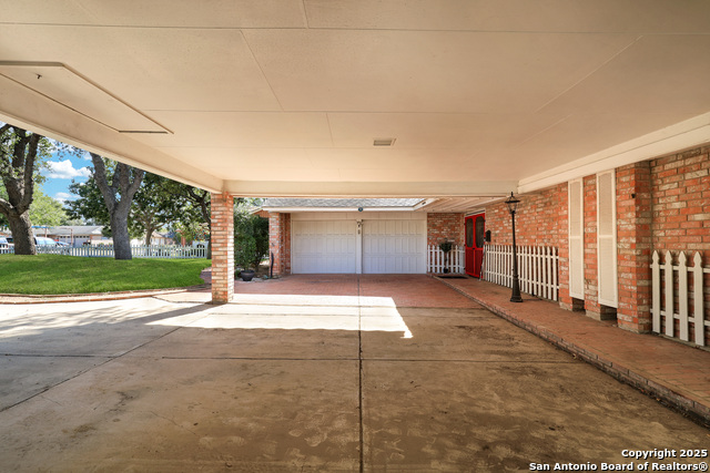 Image 7 of 34 For 4439 Greystone
