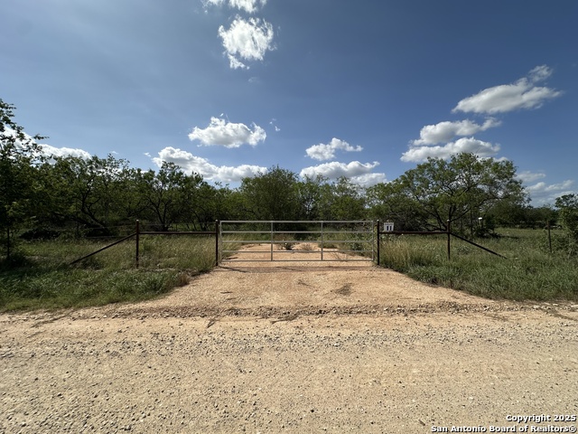 Image 8 of 9 For 533 Cr 477  