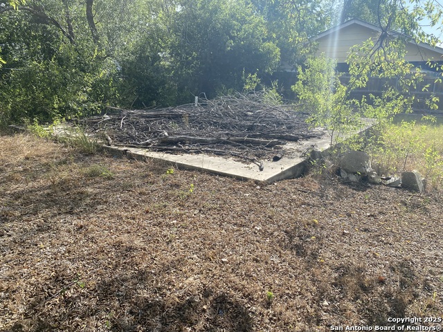 Image 4 of 8 For 5124 Hayden Dr E
