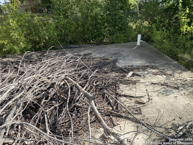 Image 6 of 8 For 5124 Hayden Dr E