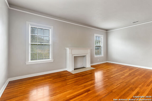 Image 6 of 14 For 336 East Lullwood Ave 4