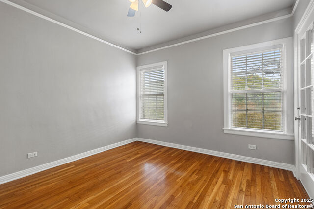 Image 8 of 14 For 336 East Lullwood Ave 4