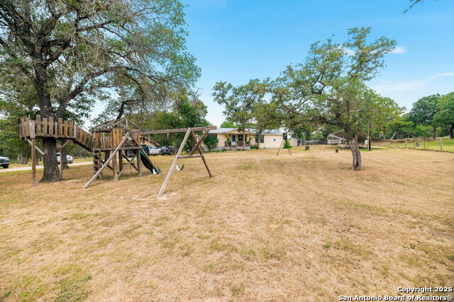 Listing photo id 24 for 176 Deep Woods Drive
