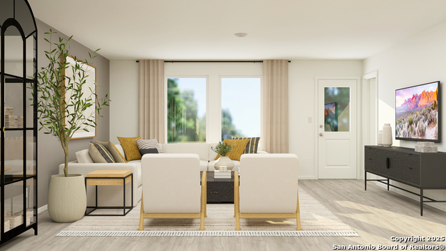 Listing photo id 8 for 13170 Roadrunner St