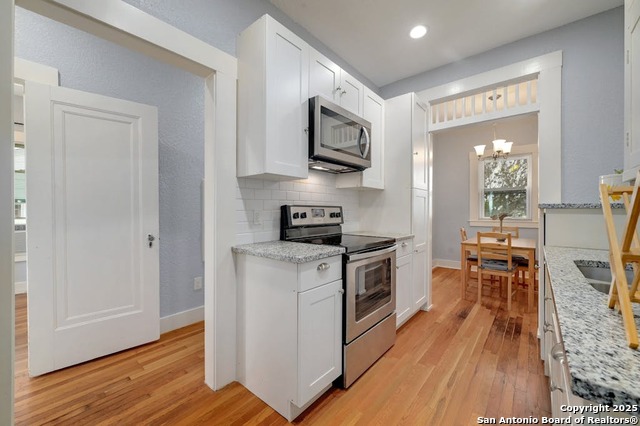 Image 9 of 10 For 240 Claremont