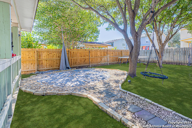 Image 19 of 23 For 8910 Rhoda  
