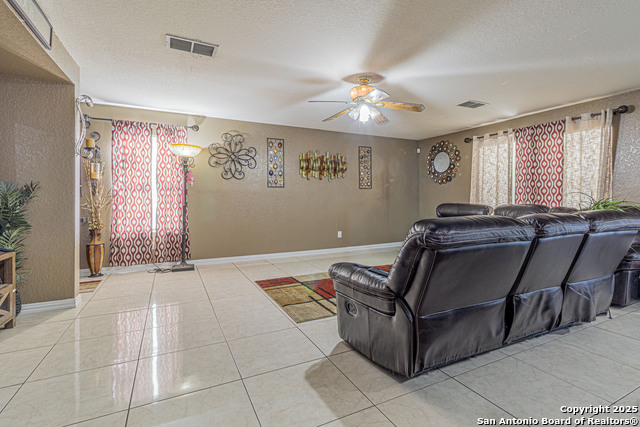 Image 7 of 23 For 8910 Rhoda  