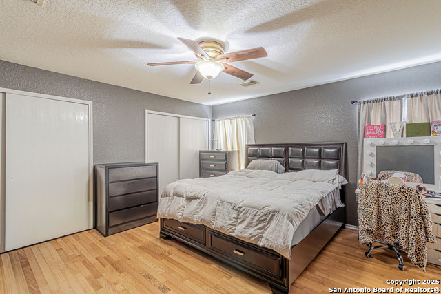 Image 9 of 23 For 8910 Rhoda  