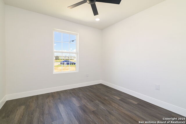 Image 19 of 25 For 13021 Prosperidad Ln