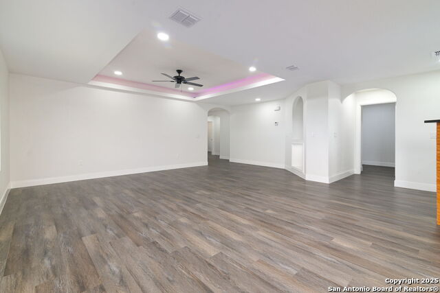 Image 5 of 25 For 13021 Prosperidad Ln