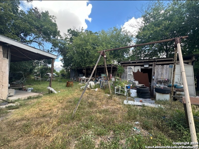 Image 9 of 17 For 5310 S Flores